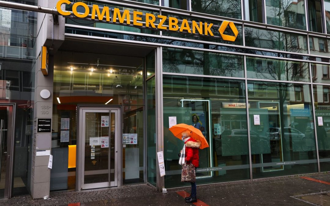 Banks in Germany Tell Customers to Take Deposits Elsewhere
